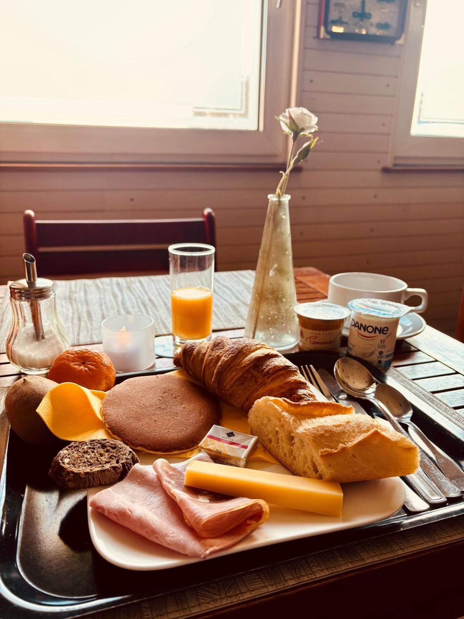 Hotel Restaurant Argos, Strasbourg Nord Vendenheim Eksteriør bilde