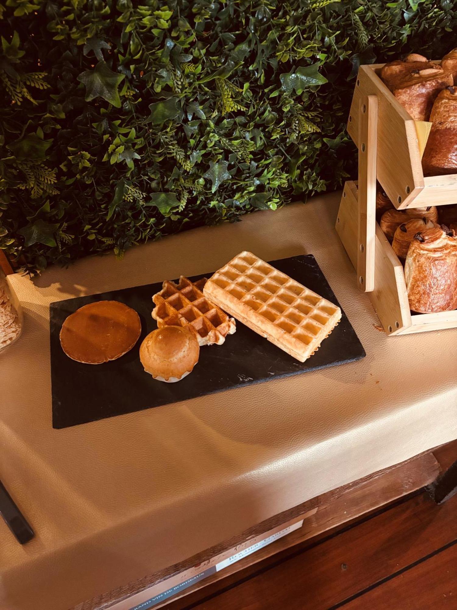 Hotel Restaurant Argos, Strasbourg Nord Vendenheim Eksteriør bilde